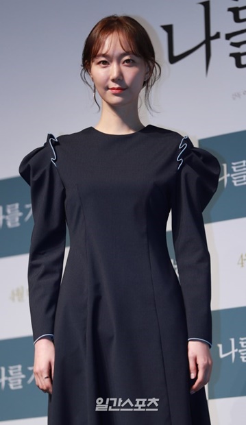 女優のイ・ユヨン