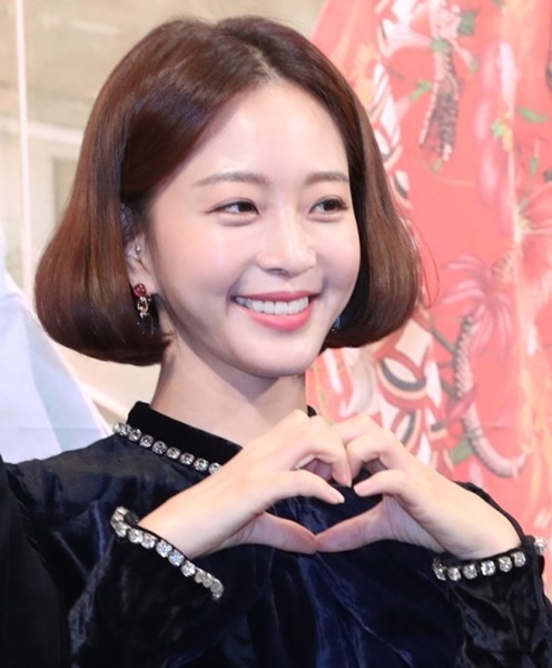 女優ハン・イェスル