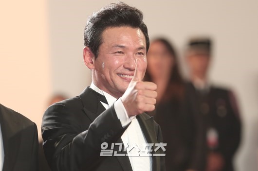 俳優ファン・ジョンミン
