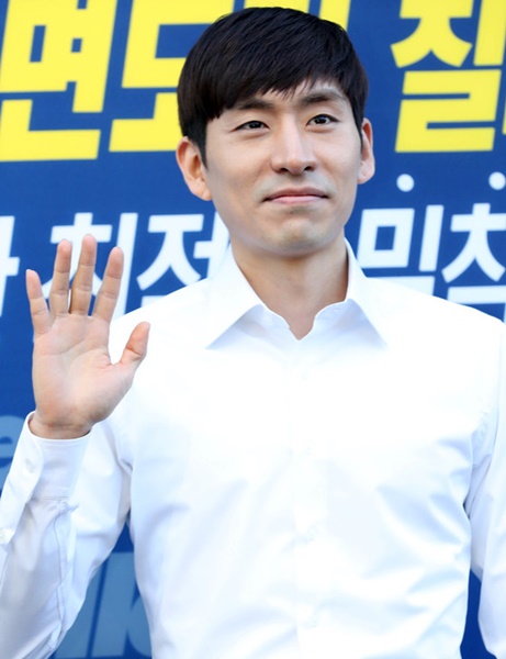 韓国スピードスケートの看板選手、李承勲（イ・スンフン）。