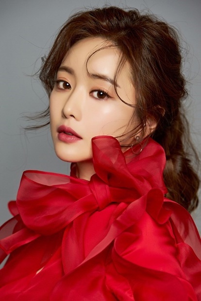 女優ホン・スア