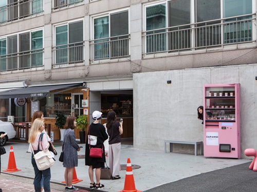 日本からの観光客に有名な「ＺＡＰＡＮＧＩ（チャパンギ）」など、フォトスポットとして訪れたい韓国カフェはアップ率高し！