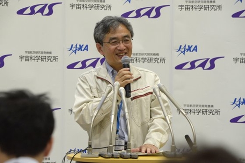 日本宇宙航空開発研究機構（ＪＡＸＡ）の吉川真教授