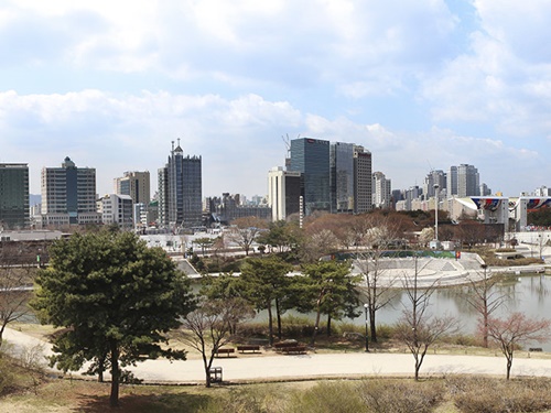 オリンピック公園への訪問は、これまで地下鉄５号線またはバス、タクシーが主な交通手段でしたが、ここに地下鉄９号線という選択肢が加わり、ますます便利に！