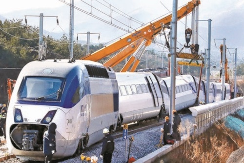 韓国の相次ぐ高速列車事故 募る 安全不安 Joongang Ilbo 中央日報