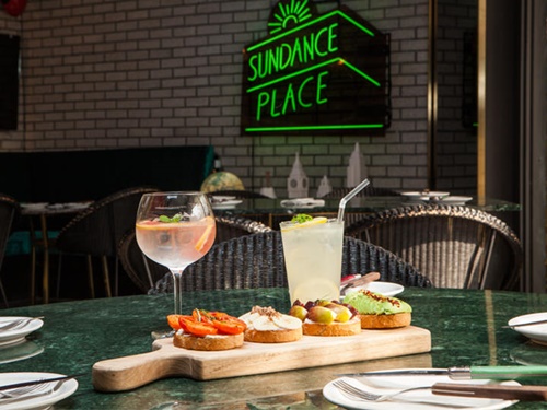 韓国旅行中のお食事やおやつとして、話題のサンドイッチを試してみてはいかがでしょうか？