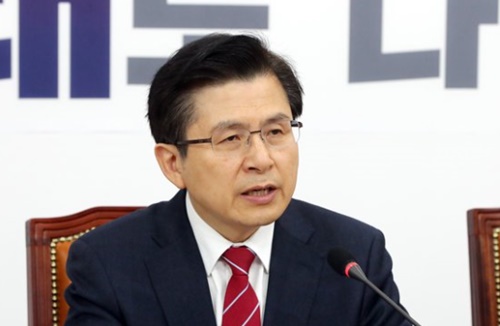 「自由韓国党」の黄教安代表
