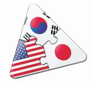 【中央時評】日本、韓日米の枠組みから韓国を放り出そうとする