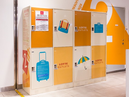 同じくソウル駅直結の「ロッテアウトレット　ソウル駅店」には、無料で利用できる大型コインロッカーがあります。
