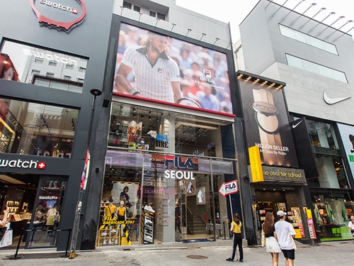 ｎｏｗ ソウル ショッピングタウン明洞に変化が 今 あるお店が急増中 Joongang Ilbo 中央日報