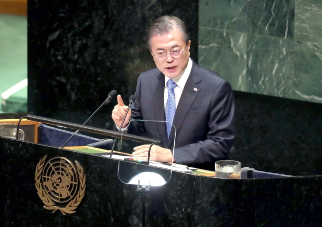 韓国の文在寅大統領が９月２４日、米国ニューヨークで開かれた第７４回国連総会で基調演説をしている。［写真　青瓦台写真記者団］