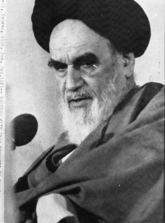 イラン反米政権を立てたホメイニ師。革命防衛隊も彼の作品だ。［中央フォト］