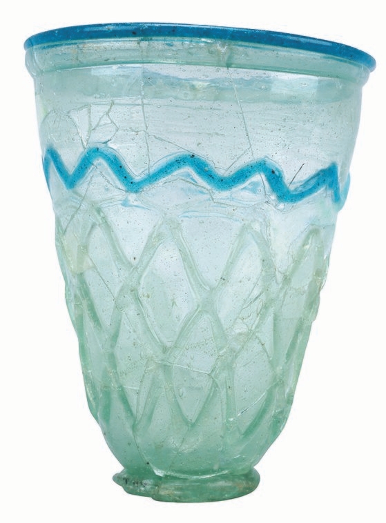 慶州皇南大塚から出土したローマガラスの容器
