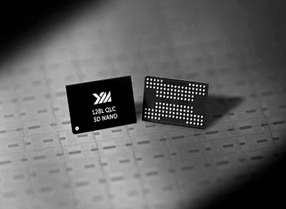 中国ＹＭＴＣが最近開発した１２８層ＮＡＮＤ型フラッシュメモリー［写真　ＹＭＴＣ］