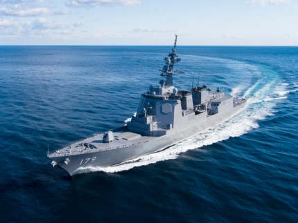 ３月に就役した海上自衛隊の最新鋭イージス艦「まや」。同船の建造には１６８０億円がかかった。［写真　海上自衛隊］