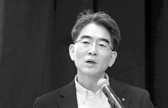 ４０００人減員のｌｇディスプレイ アップル効果を抱えて ７四半期ぶりに黒字 Joongang Ilbo 中央日報