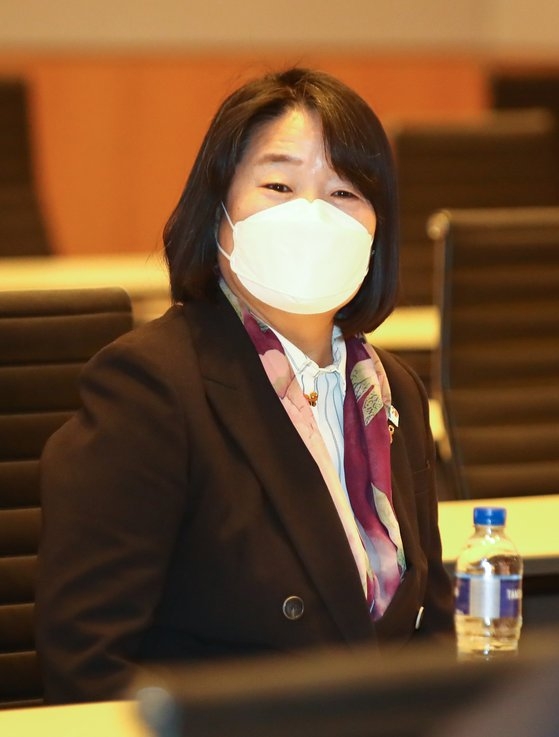 共に民主党の尹美香議員。［写真　国会写真記者団］