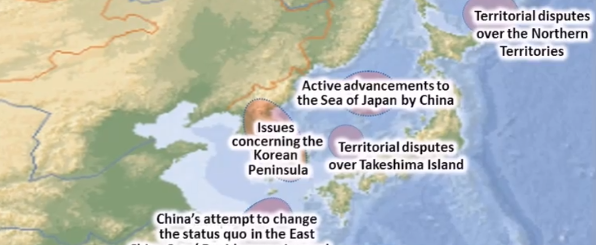 独島について「竹島領土紛争（Ｔｅｒｒｉｔｏｒｉａｌ　ｄｉｓｐｕｔｅｓ　ｏｖｅｒ　Ｔａｋｅｓｈｉｍａ　Ｉｓｌａｎｄ）」と表記された。［写真　統合幕僚監部フェイスブック］