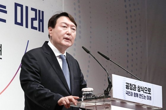 尹錫悦（ユン・ソクヨル）前検察総長