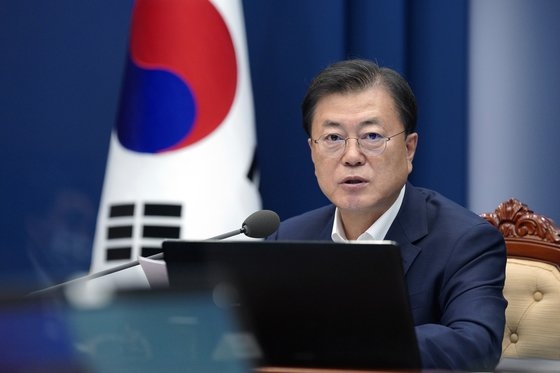 韓国の文在寅（ムン・ジェイン）大統領が５日、青瓦台（チョンワデ、大統領府）で開かれたＫ－グローバルワクチンハブ化ビジョンおよび戦略報告大会で発言している。［写真　青瓦台］