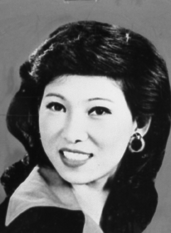 歌手イ・スミさん［中央フォト］