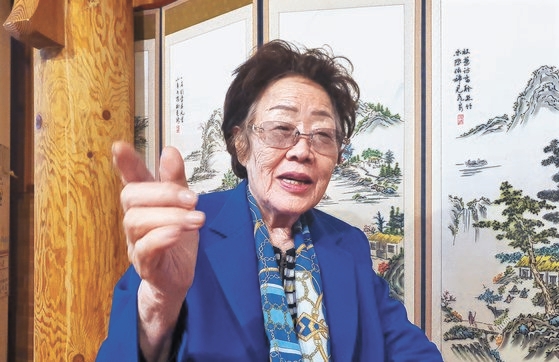 李容洙さん「慰安婦被害者の恨を解きたい」 Joongang Ilbo 中央日報