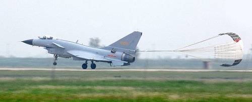 中国のＪ－１０戦闘機　［写真　国防部提供］