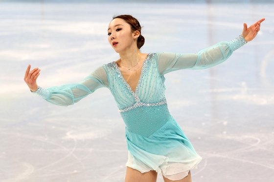 キム・イェリムが１５日に行われた北京冬季五輪フィギュアスケート女子シングルフリーで演技をしている。キム・ギョンロク記者