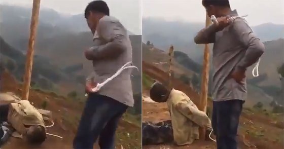 昨年８月、ルワンダで鉱山業をする中国人事業家が労働者２人を拷問する映像がＳＮＳに掲載され、波紋が広がった。　［写真　ＳＮＳキャプチャー］