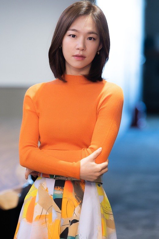 女優ハン・イェリ