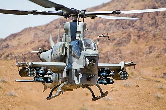 ベルは１日、米海兵隊が上陸攻撃ヘリコプターとして運用するヴァイパー（ＡＨ－１Ｚ）の国内技術協力生産を提案する公文書を韓国防衛事業庁に送った。　写真＝米海兵隊