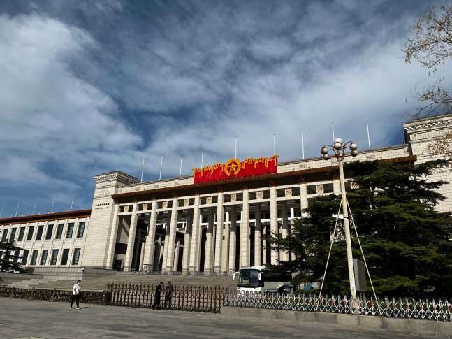 中国・北京の天安門広場東側に位置する国家博物館全景。シン・キョンジン記者