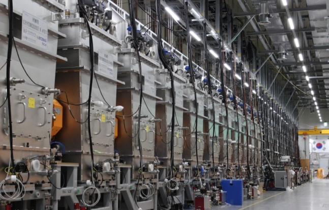 低エネルギー区間超伝導加速装置。［写真　韓国科学技術情報通信部］