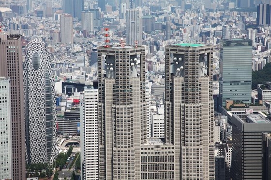 昨年オリンピック（五輪）期間中の東京都心の全景。［写真　オリンピック写真共同取材団］