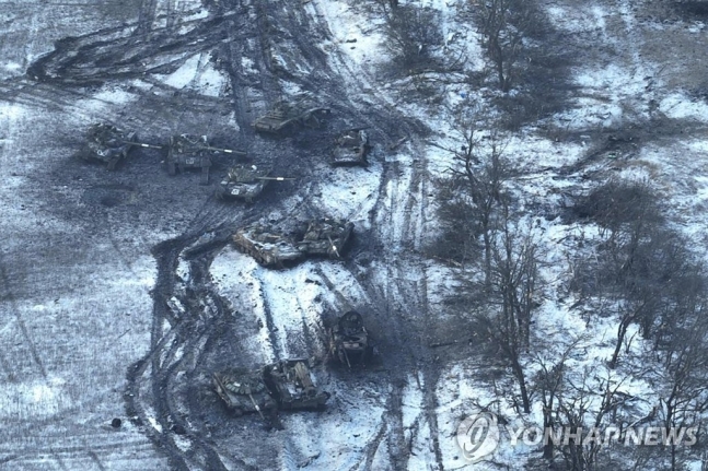 ブフレダールで破壊されたロシアのタンク　［写真　ＡＰ聯合ニュース］