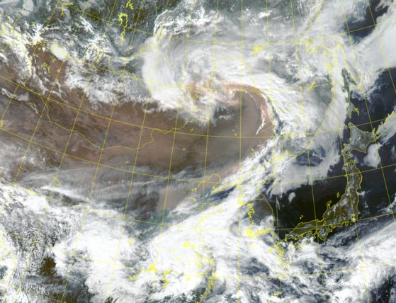 韓国の人工衛星「千里眼２Ａ号」が撮影した黄砂の様子。満州地域など韓半島の北部にかけて黄砂が広がっている。［写真　気象庁］