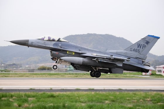 米空軍Ｆ１６戦闘機の資料写真。［写真　韓国空軍］