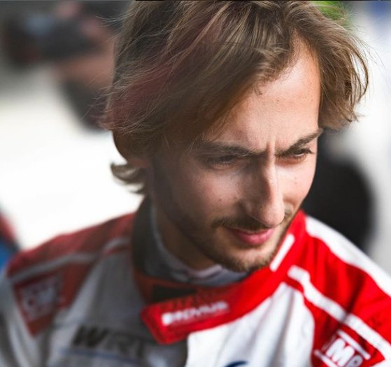 フェルディナント・ハプスブルク＝ロートリンゲン。オーストリア＝ハンガリー帝国を統治した王朝の子孫でありカーレーサーだ。［インスタグラム　キャプチャー］