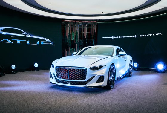 先月２８日にソウルのベントレータワーで行われた「ベントレーマリナーバトゥールプレビュー」でマリナーの２番目のコーチビルドモデル「バトゥール」が公開された。［写真　ベントレーモーターズコリア］