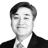 慶煕（キョンヒ）大学原子力工学科の鄭釩津（チョン・ボムジン）教授