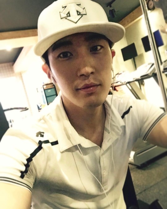 俳優カン・ギョンジュン　［インスタグラム］