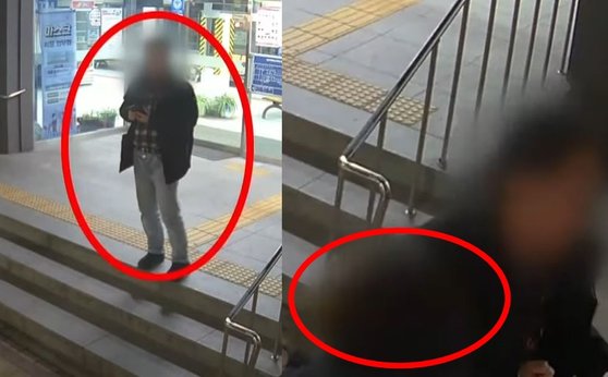 ６日午前１時５０分ごろ、全羅北道群山（チョルラブクド・クンサン）市外バスターミナル前で携帯電話を見るふりをしている４０代と推定される男（写真左）。男は近づいてきた女性にすれ違いざまに自分の肩を強くぶつけた後、逃走した。女性が男とぶつかった直後に倒れる様子（右）。［写真　ＭＢＮ（毎日放送）キャプチャー］