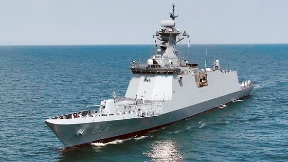韓国海軍の新型護衛艦「天安」。［写真　ニュース１］