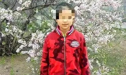 １０代少年によって殺害された中国８歳女児の生前の姿。［写真　聯合ニュース］