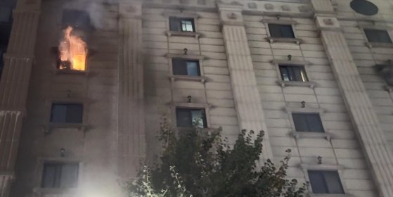 22日、京畿道消防災難本部によると、この日午後７時３９分ごろ富川市遠美区中洞（ウォンミグ・チュンドン）にある９階建ホテルで火事が起こった。　［写真　富川消防署］