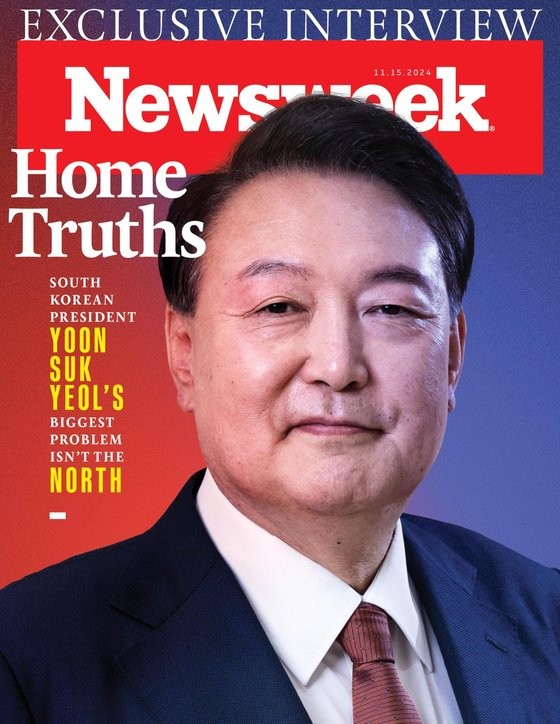 米時事週刊誌ニューズウィークが最新号のカバーに尹錫悦（ユン・ソクヨル）大統領のインタビューを掲載した。　［写真　大統領室］