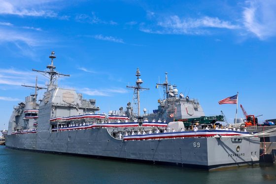 台湾が米海軍で退役したイージス巡洋艦に関心を見せている。２０２４年６月２８日に退役した米海軍の巡洋艦ＵＳＳヴィックスバーグ（ＣＧ６９）。　米海軍