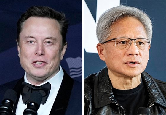  イーロン・マスク氏（左）とジェンスン・フアン氏。