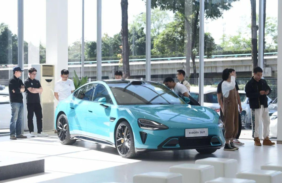  シャオミの電気自動車「ＳＵ７」。［中央フォト］