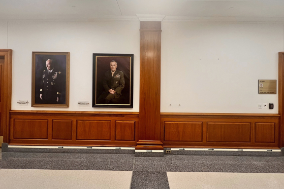 マーク・ミリー統合参謀本部議長の肖像画が消えた米国防総省内部の様子［写真　ＡＰ＝聯合ニュース］